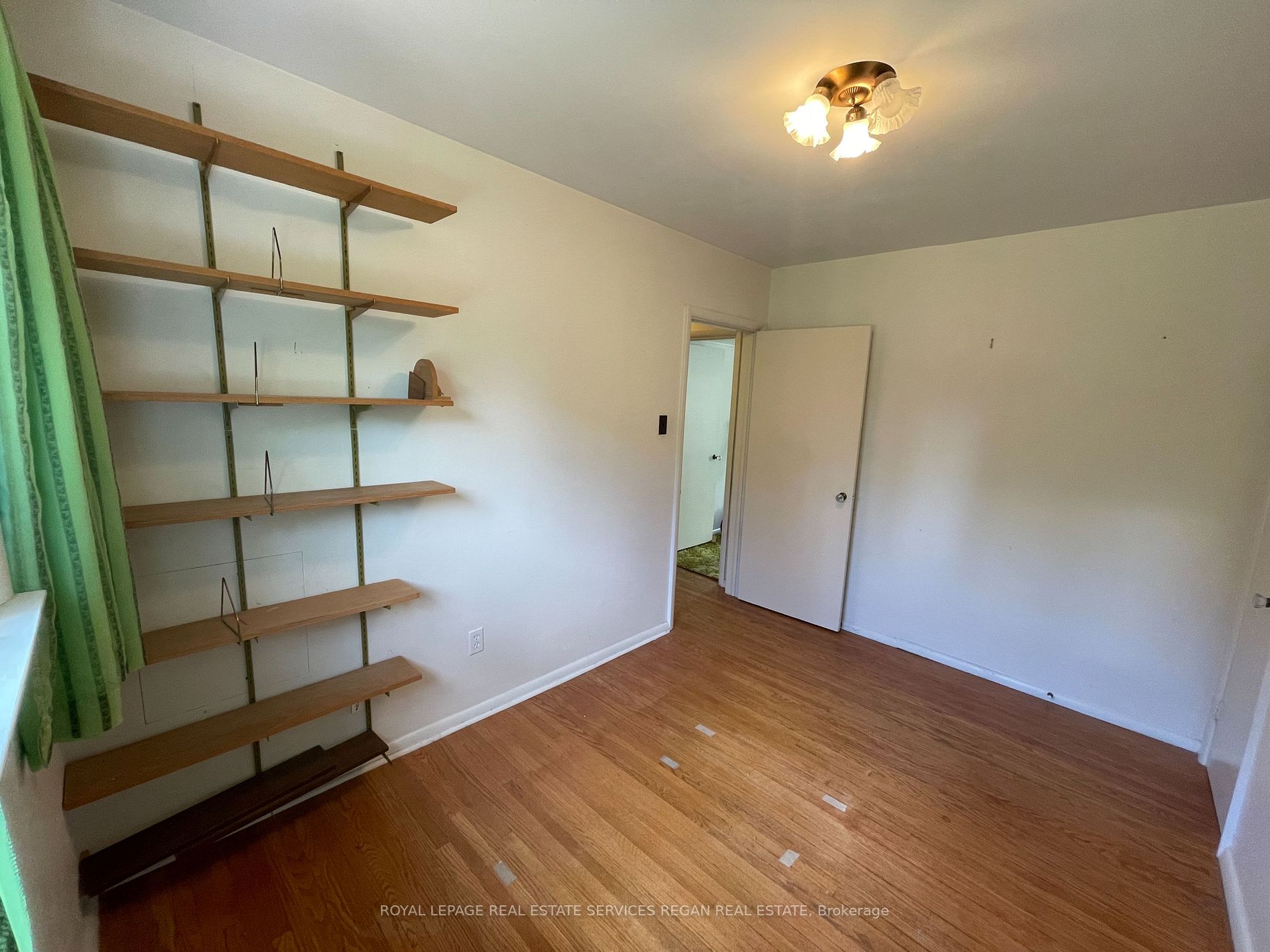 1032 Roosevelt Rd