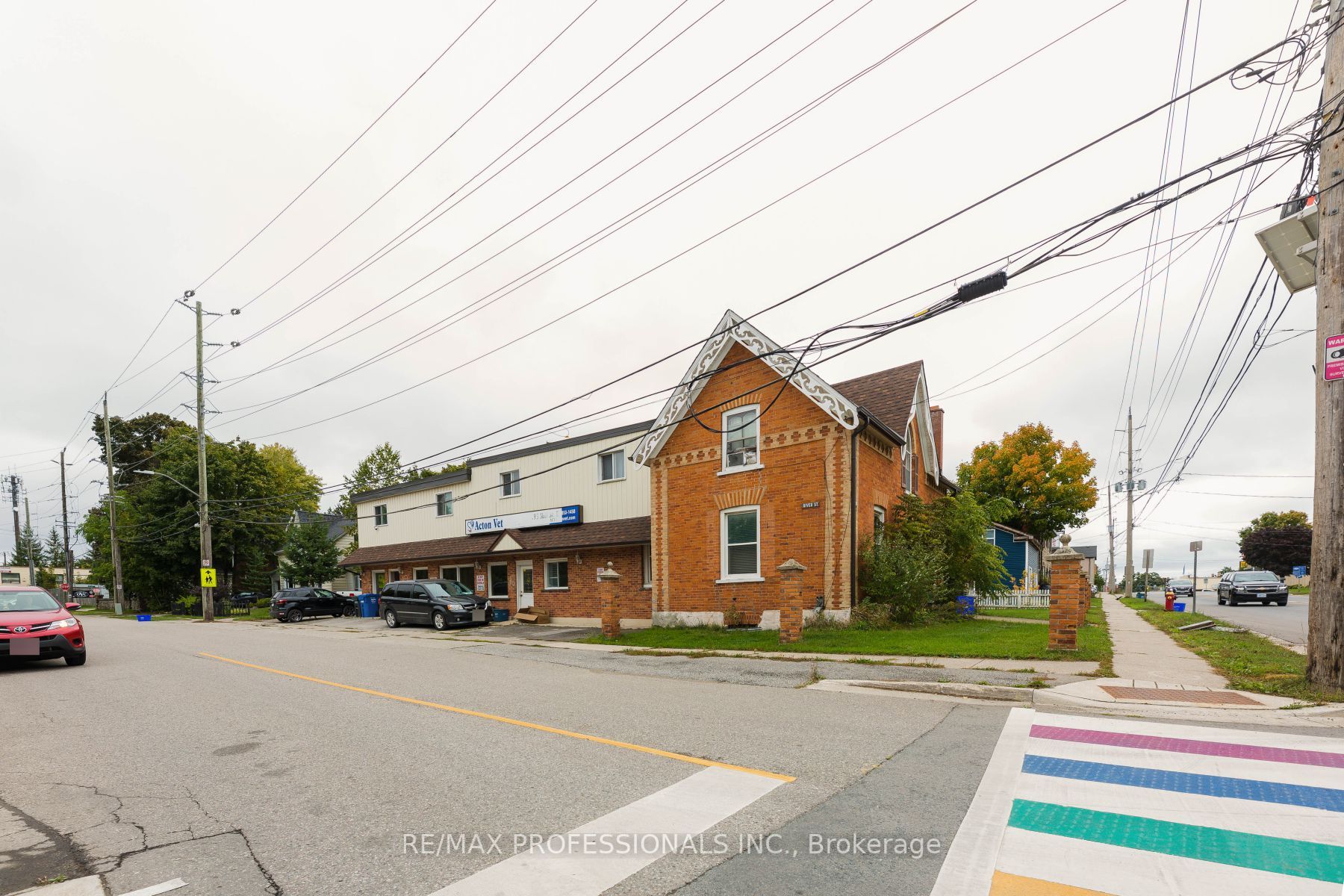 65 Main Street N