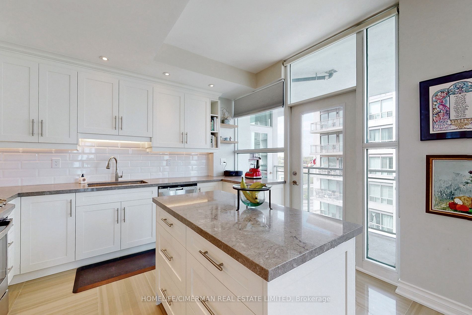 2067 Lake Shore Blvd W, #1202