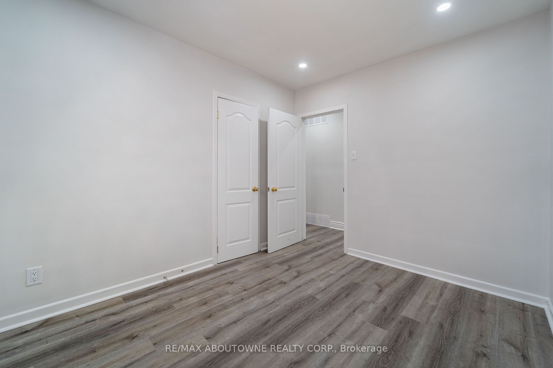 Listing W6189948 - Large Photo # 17