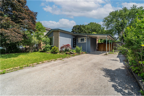 2682 Truscott Dr, Mississauga