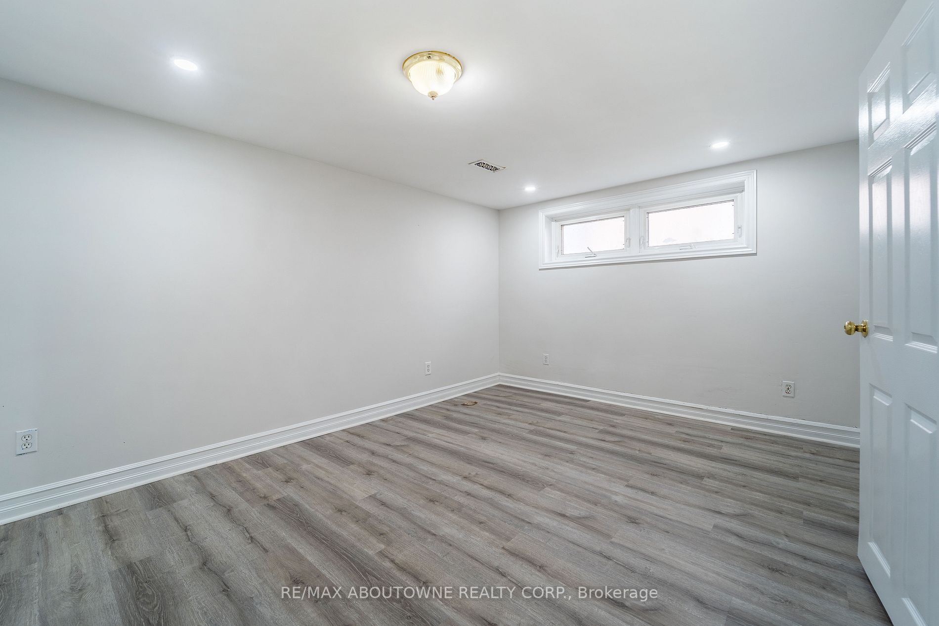 Listing W6189948 - Large Photo # 29