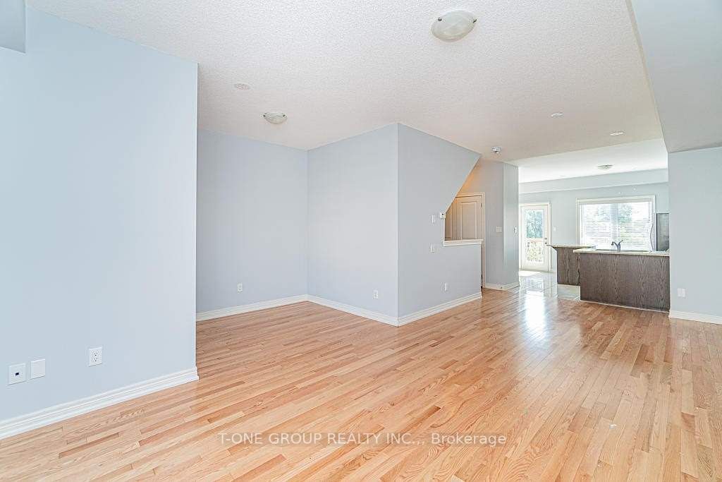 108 Aspen Hills Rd S