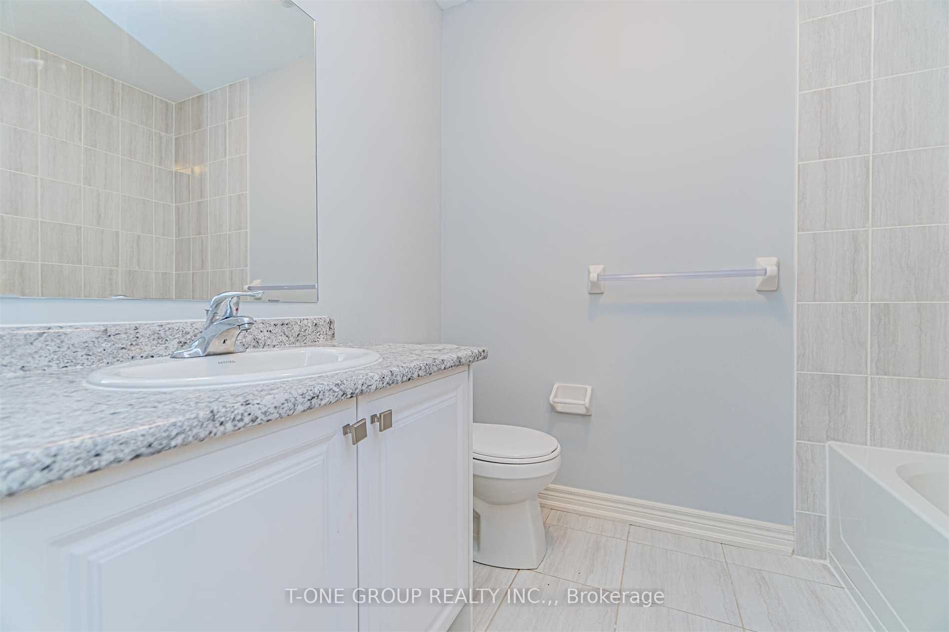 108 Aspen Hills Rd S