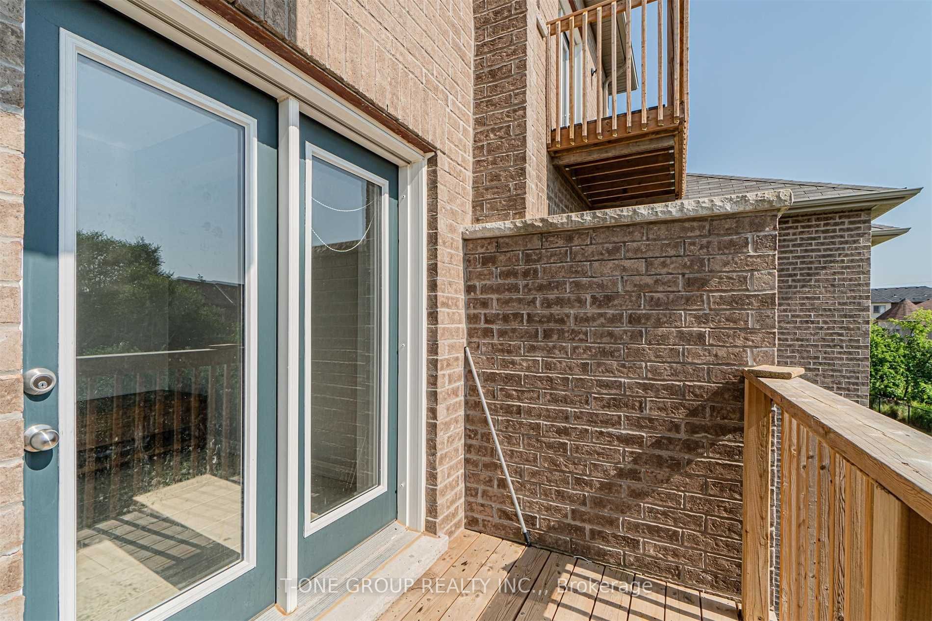 108 Aspen Hills Rd S