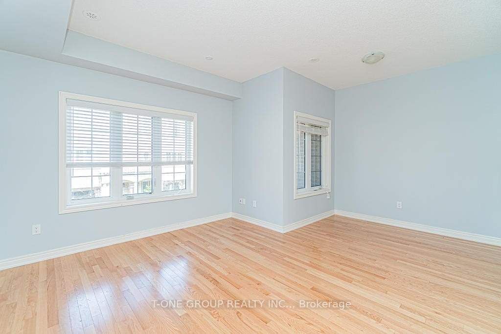 108 Aspen Hills Rd S