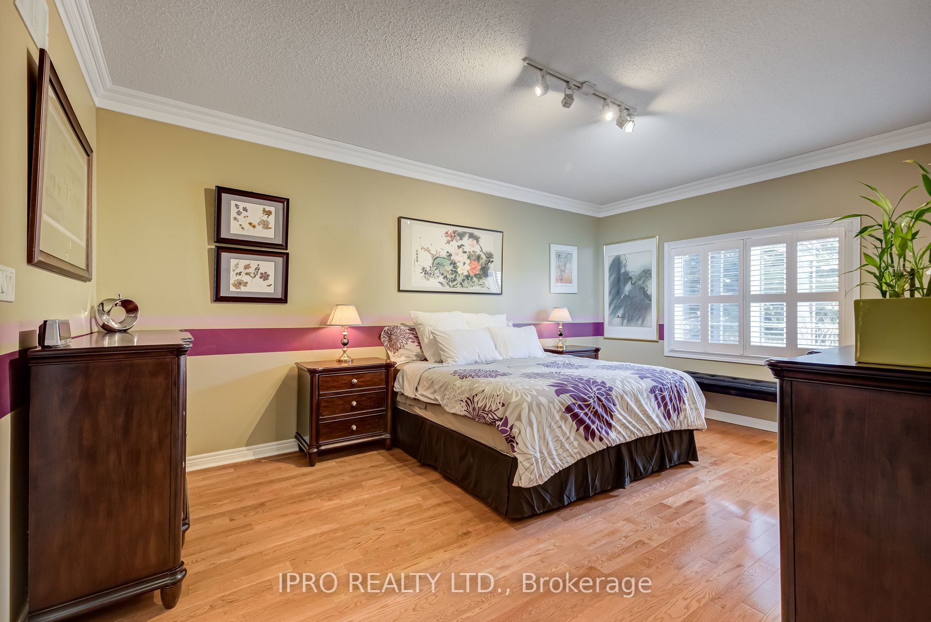 2 Orchard Park Gate, #12