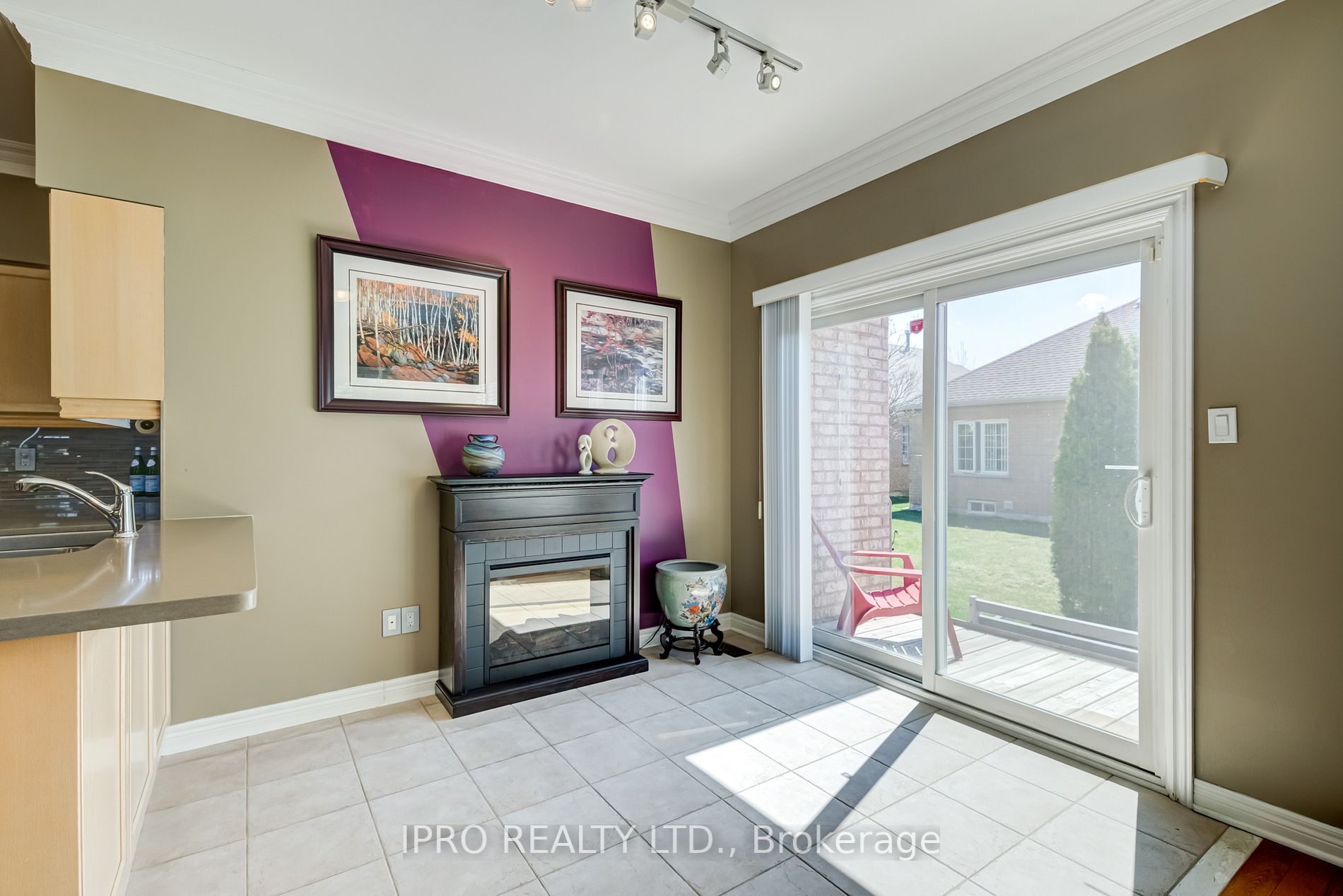 2 Orchard Park Gate, #12