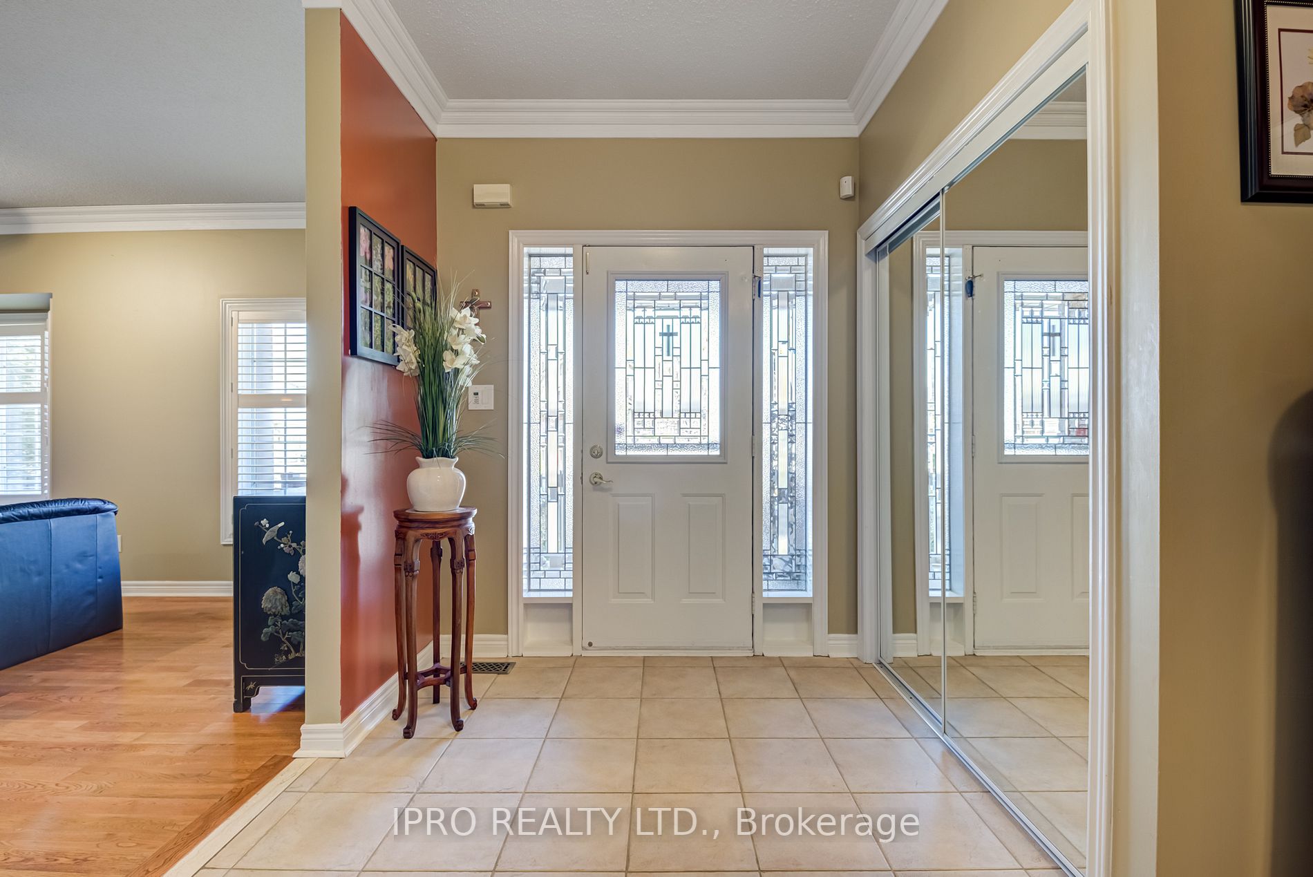 2 Orchard Park Gate, #12