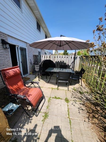 5475 Lakeshore Road E, #3