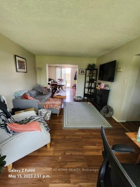 5475 Lakeshore Road E, #3