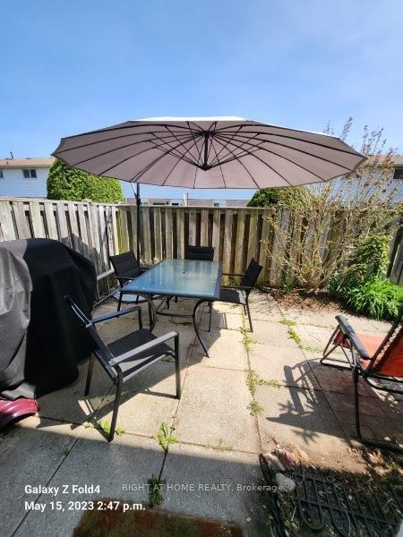5475 Lakeshore Road E, #3