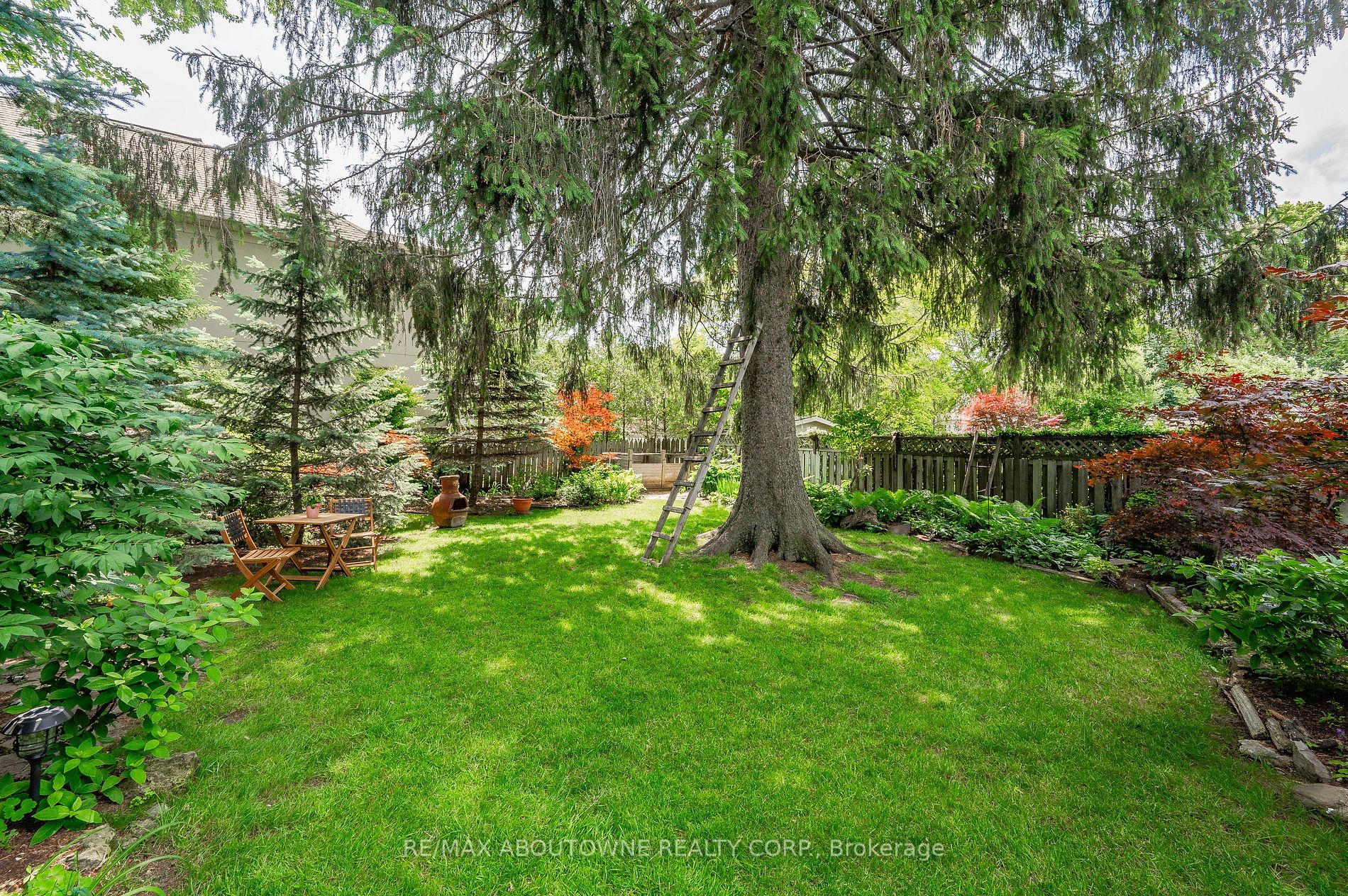 32 Wenonah Dr
