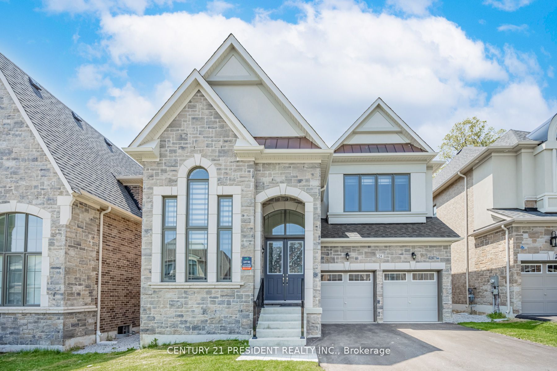 24 Daisy Meadow Cres W