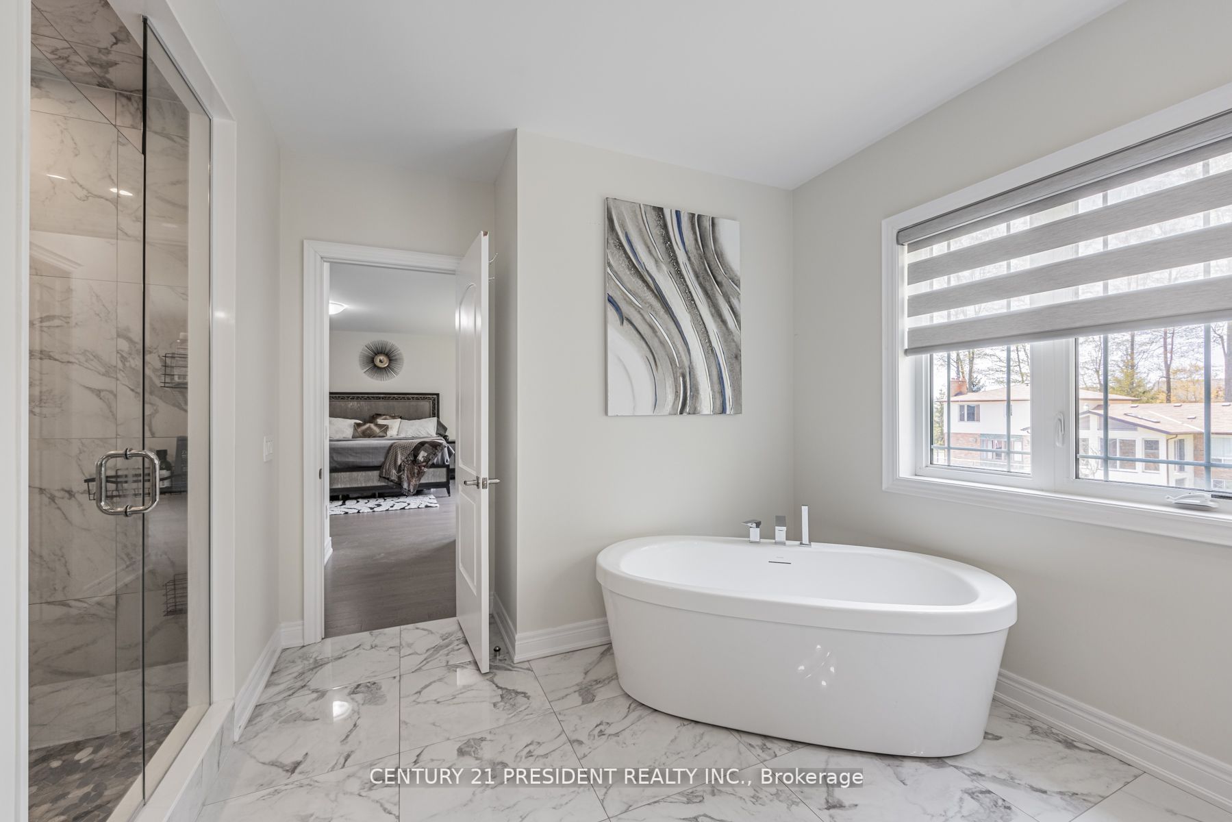 24 Daisy Meadow Cres W