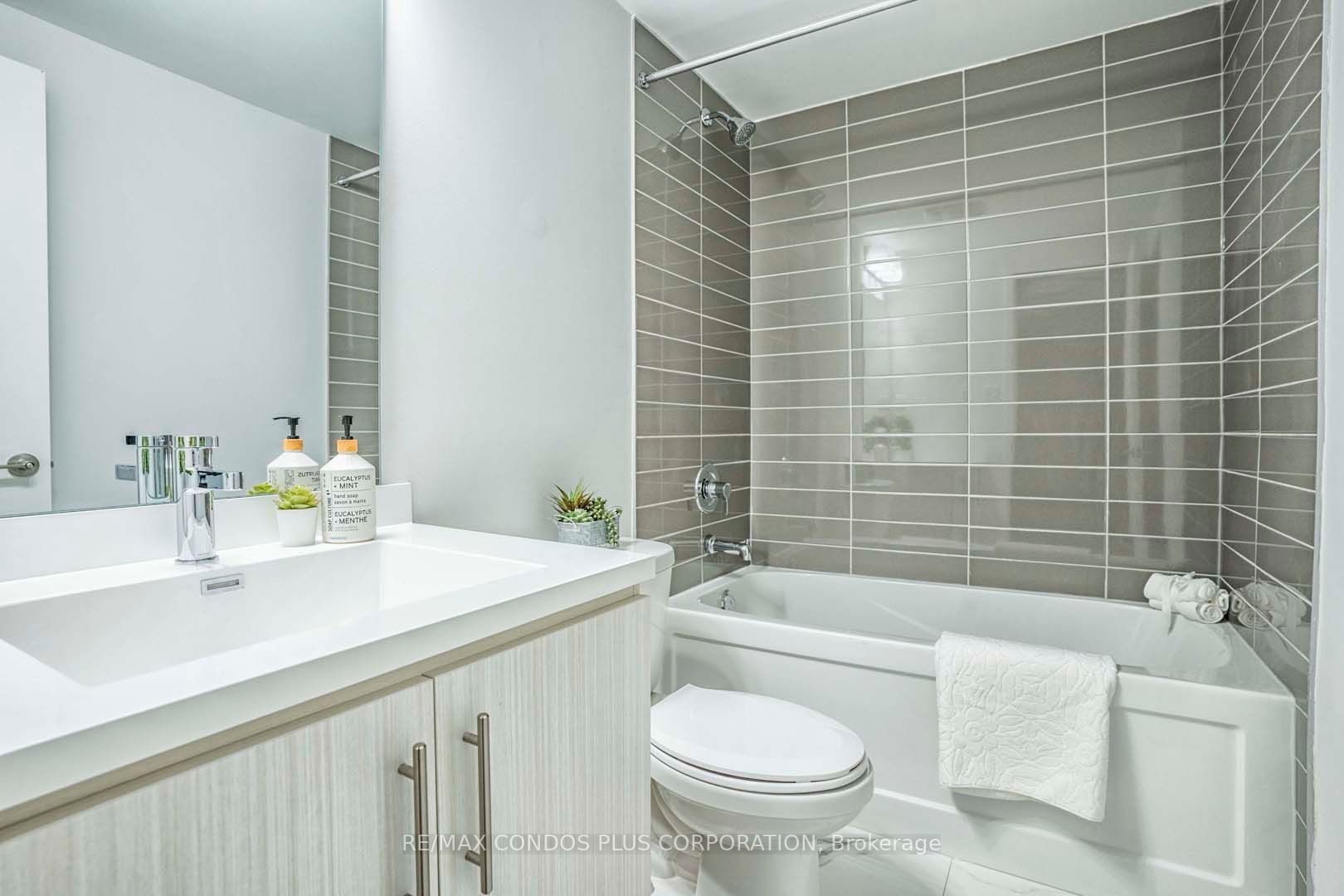 260 Twelfth St, #37