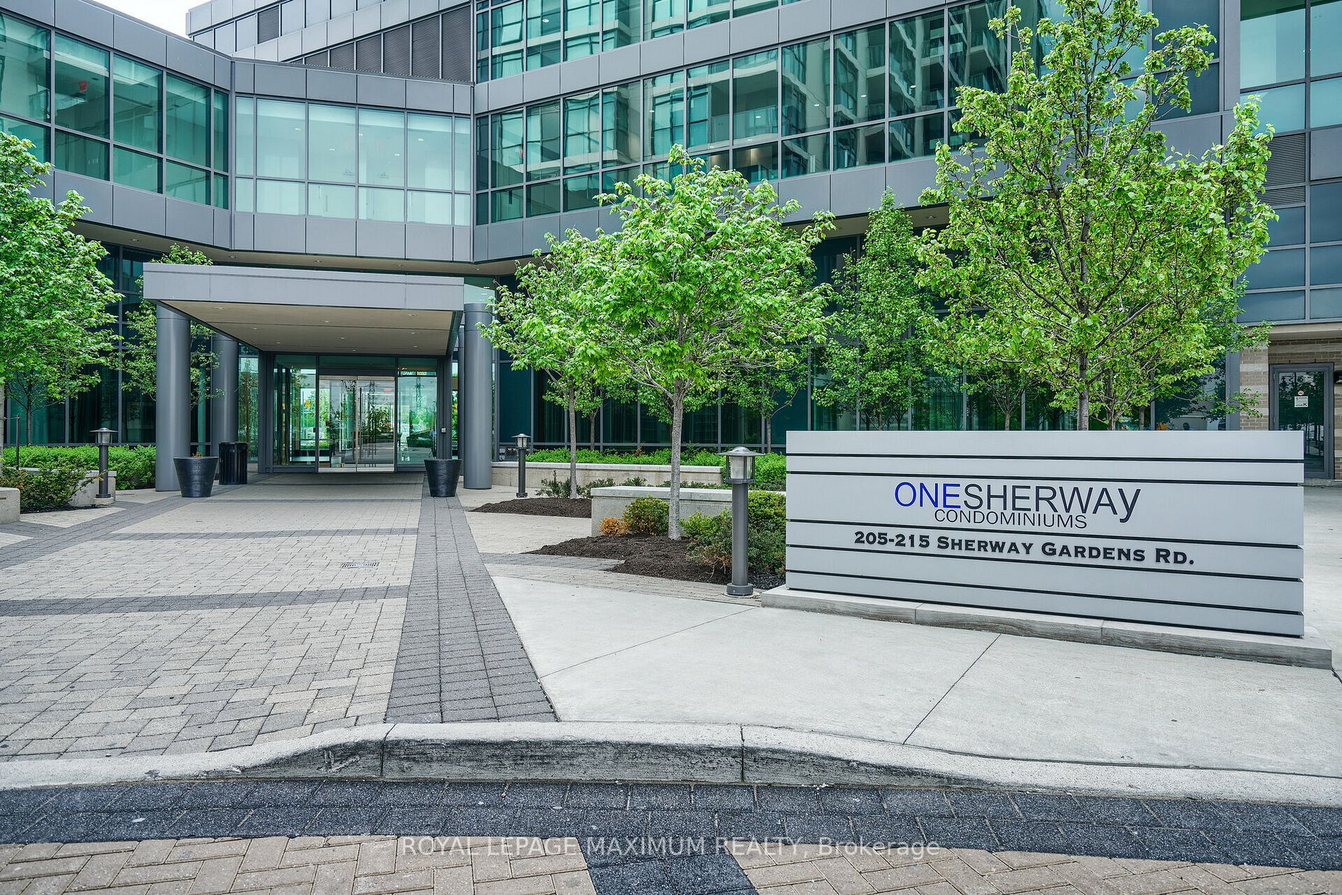 215 Sherway Gardens Rd, #2510
