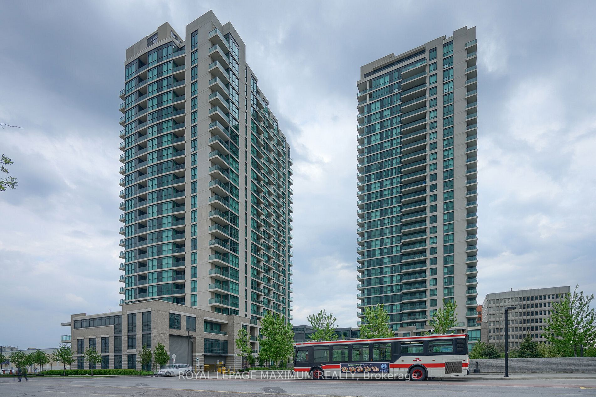 215 Sherway Gardens Rd, #2510