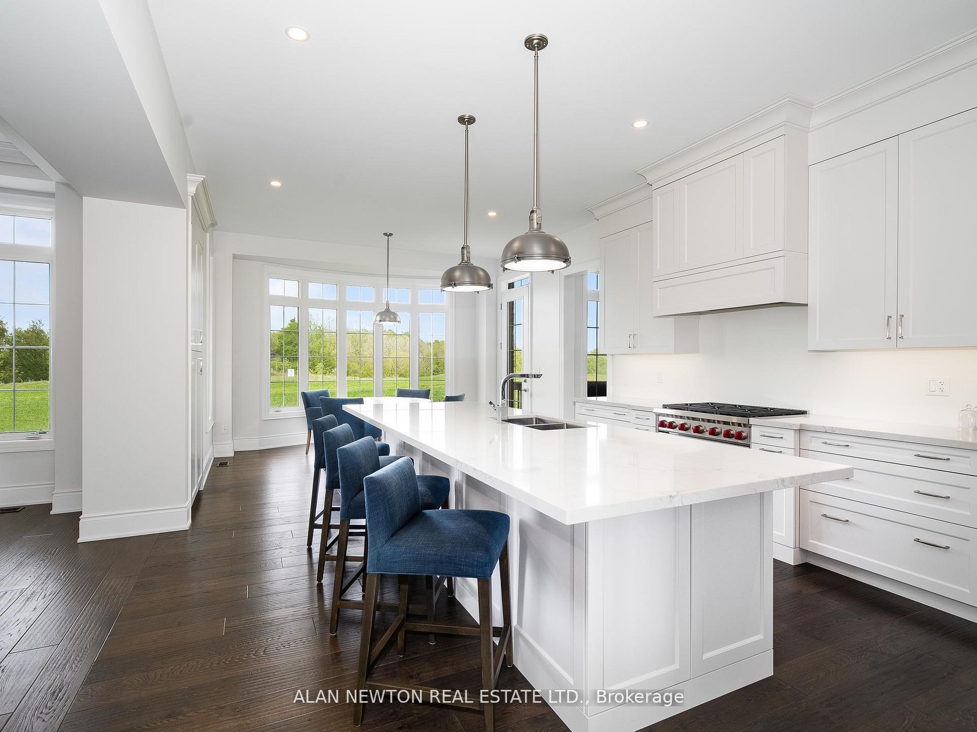 276 Amos Dr