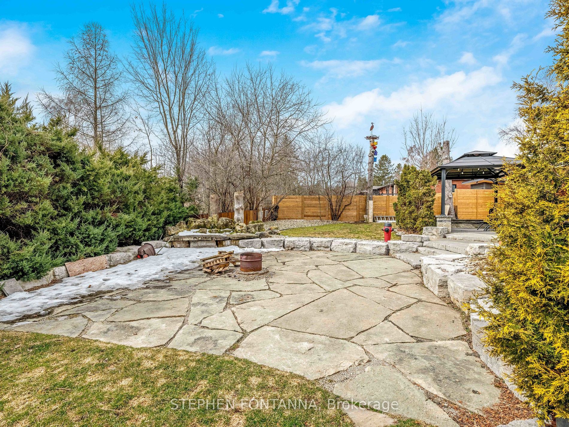 17 Glen Crescent Drive