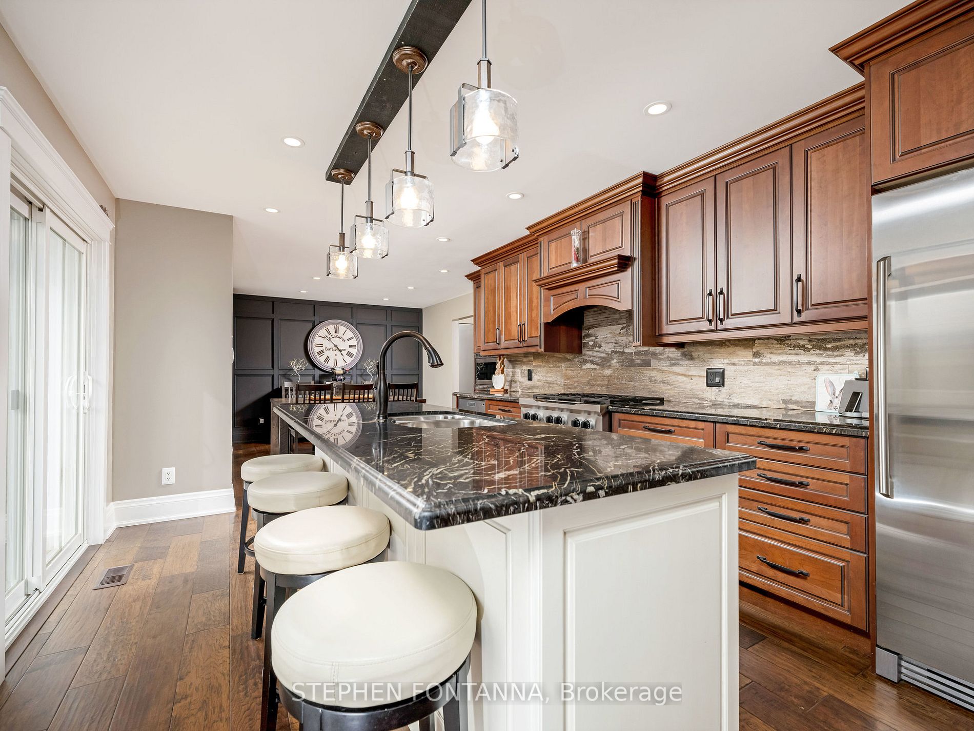 17 Glen Crescent Drive