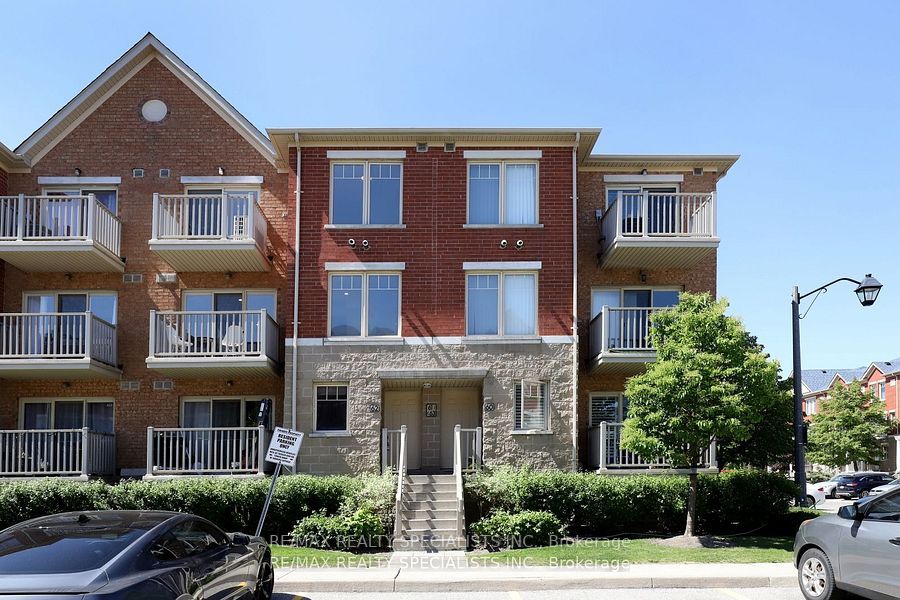 5050 Intrepid Dr, #63