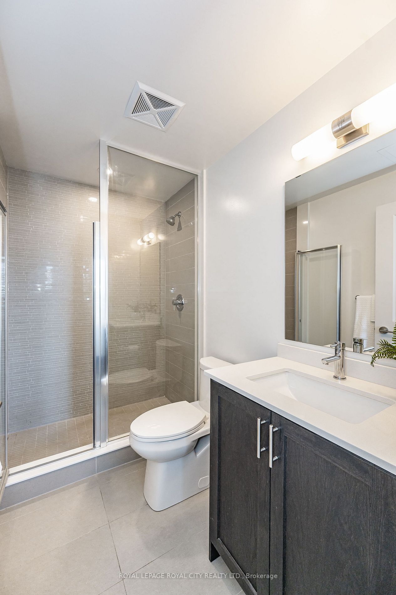 1050 Main St E, #517