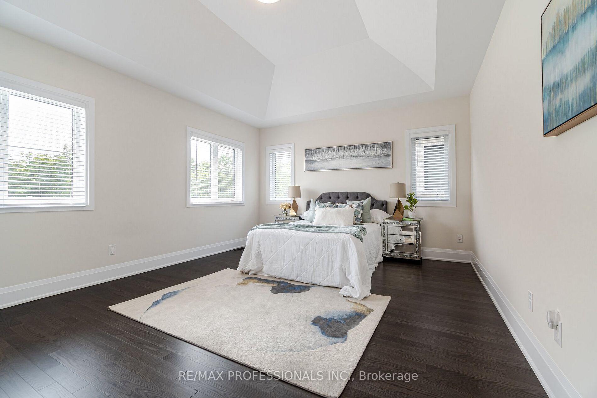 12 Walkercleave Dr