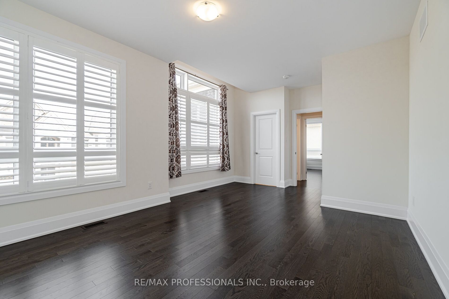 12 Walkercleave Dr