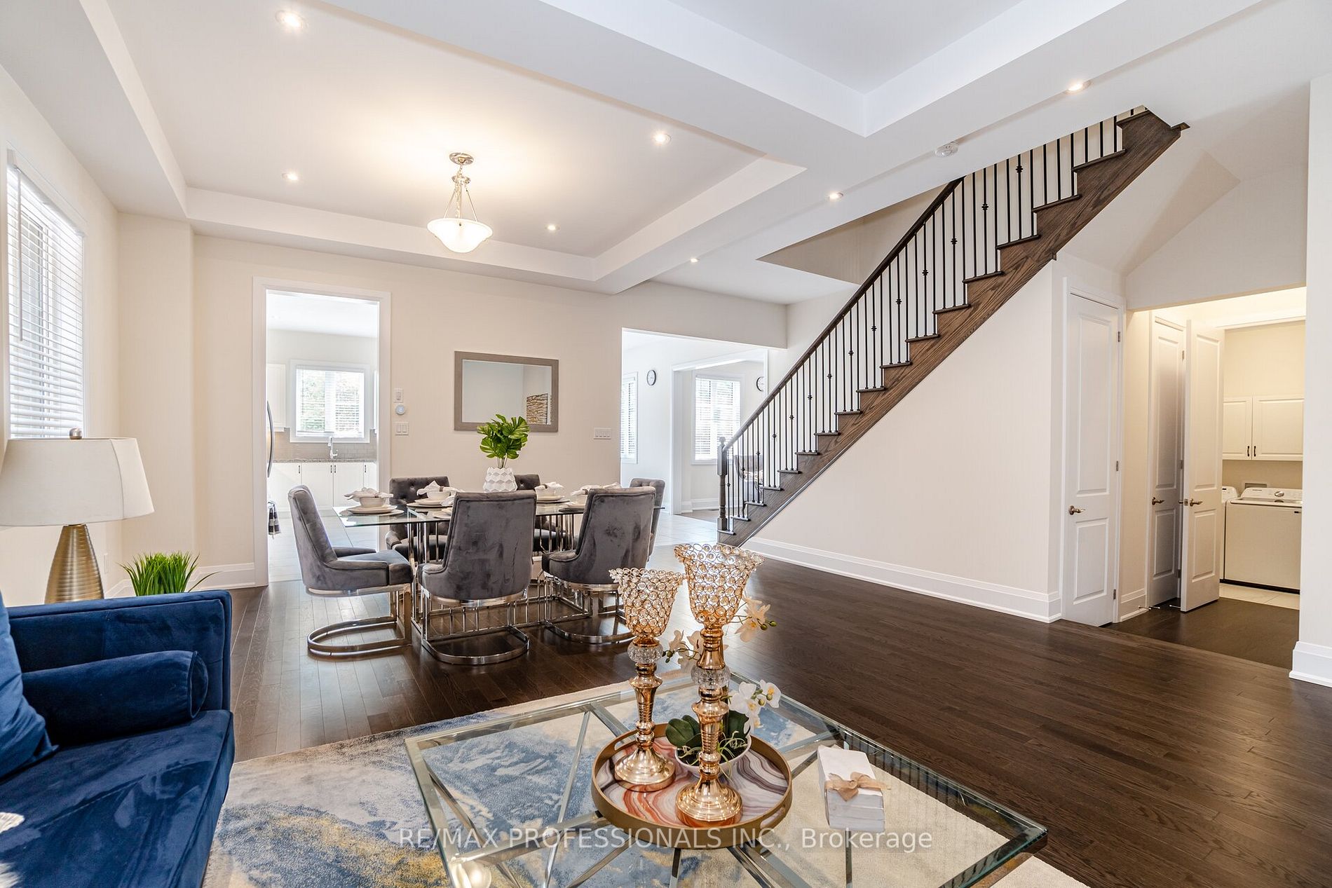 12 Walkercleave Dr