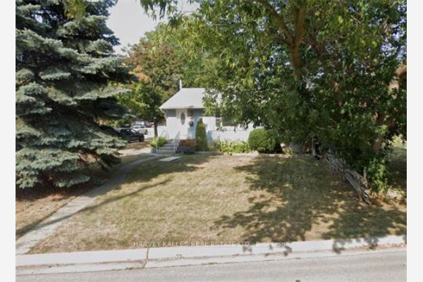 1089 Seneca Ave, Mississauga
