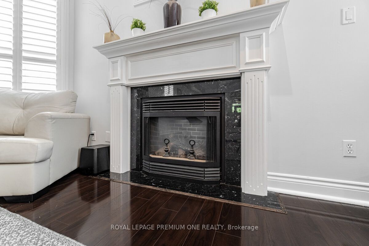190 Cooke Cres