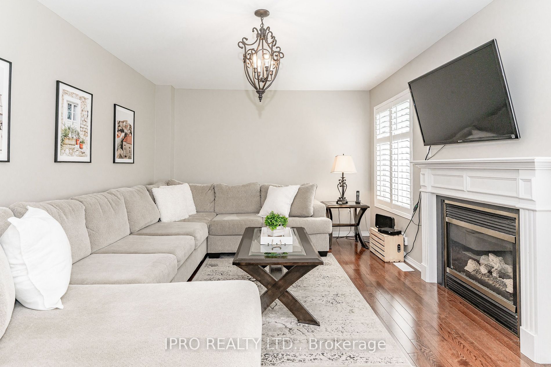 1 Belmont Blvd