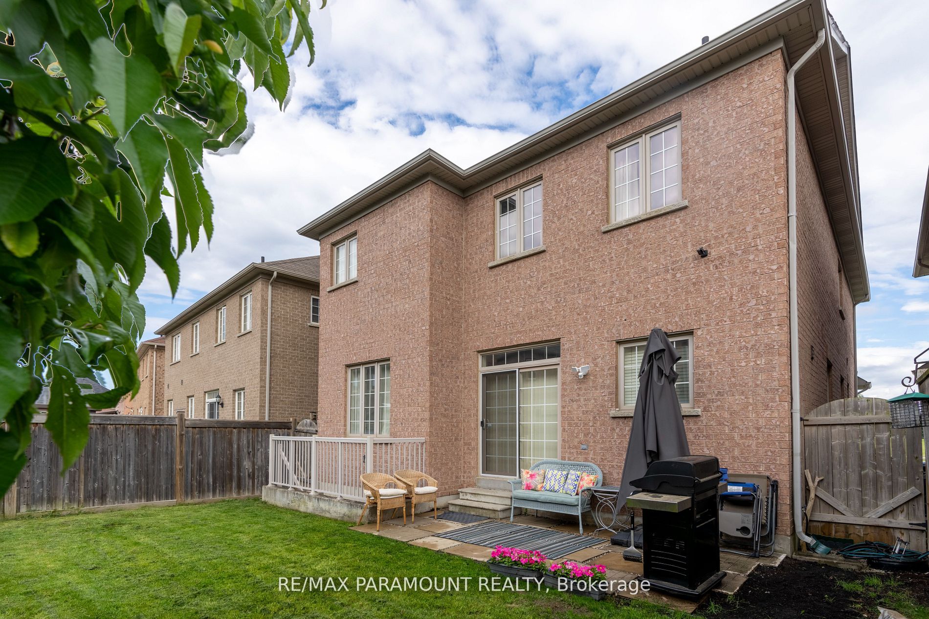 82 Abitibi Lake Dr