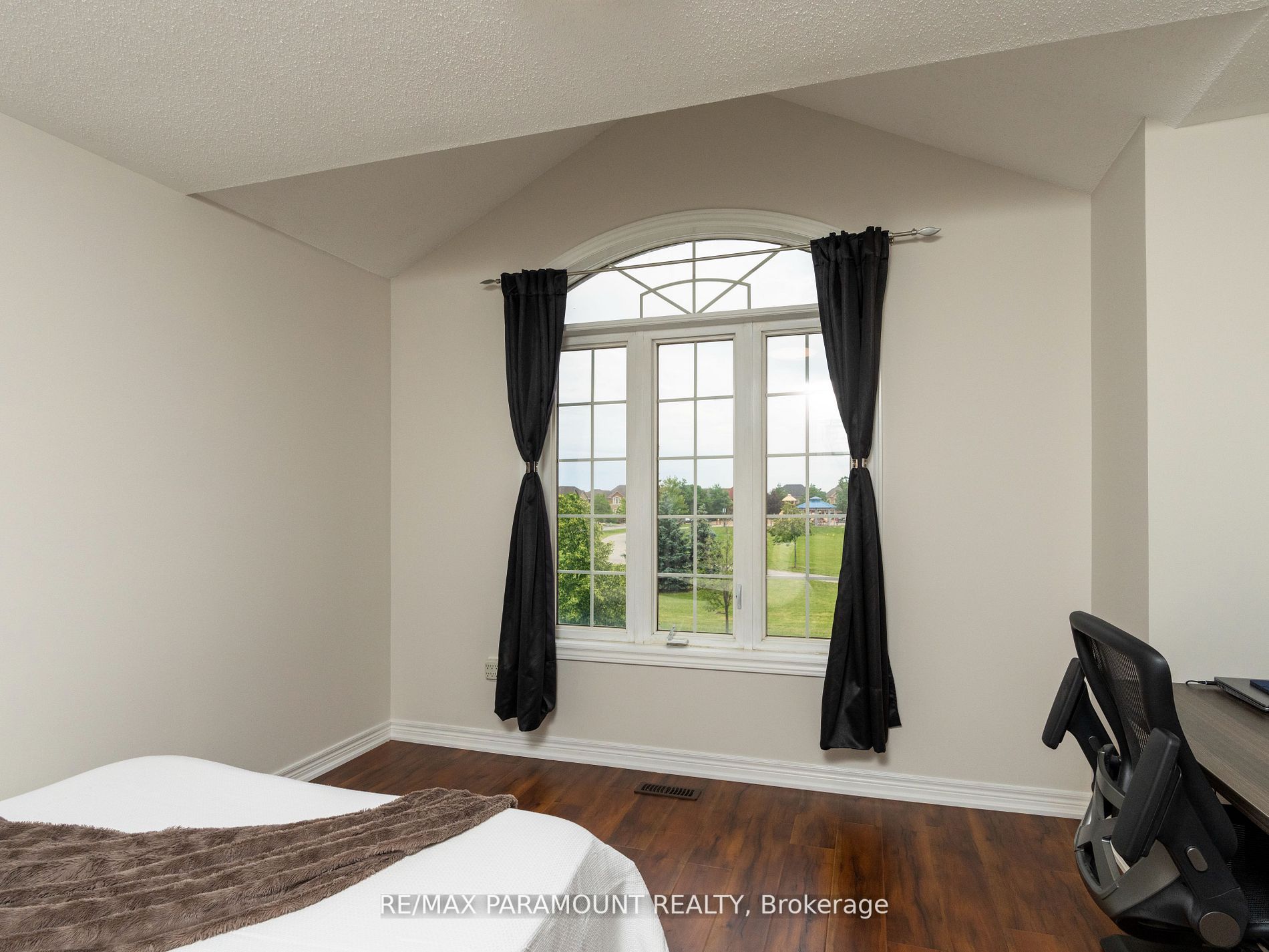 82 Abitibi Lake Dr