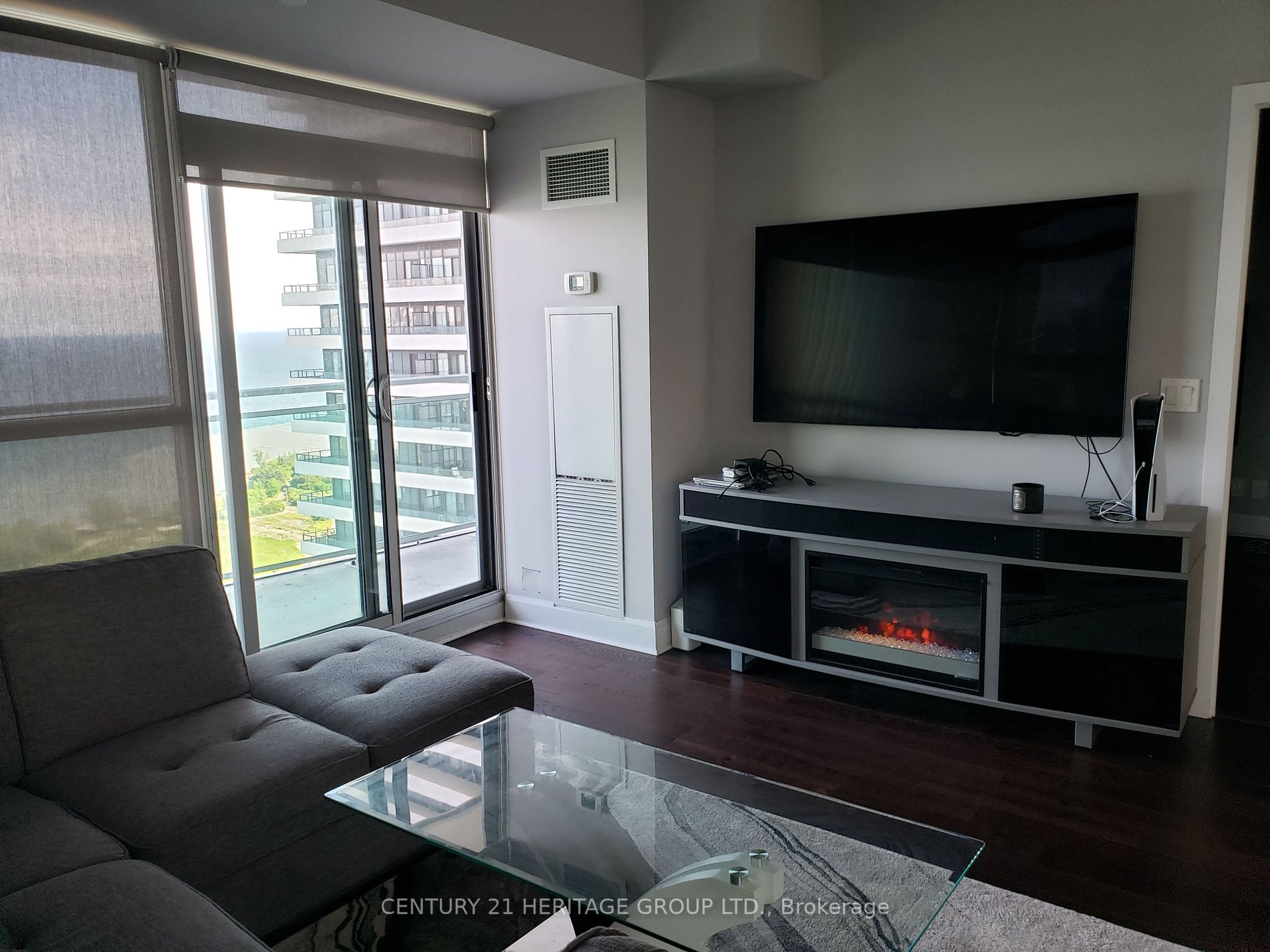33 Shore Breeze Dr, #2709