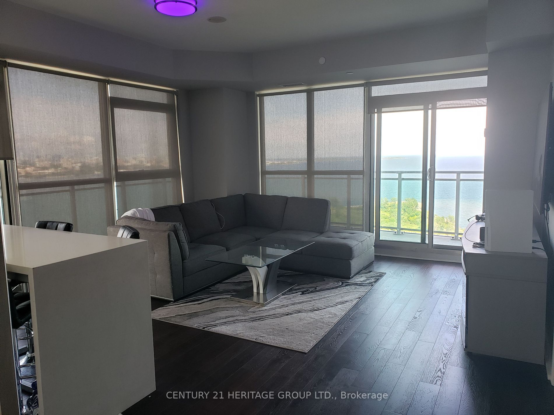 33 Shore Breeze Dr, #2709