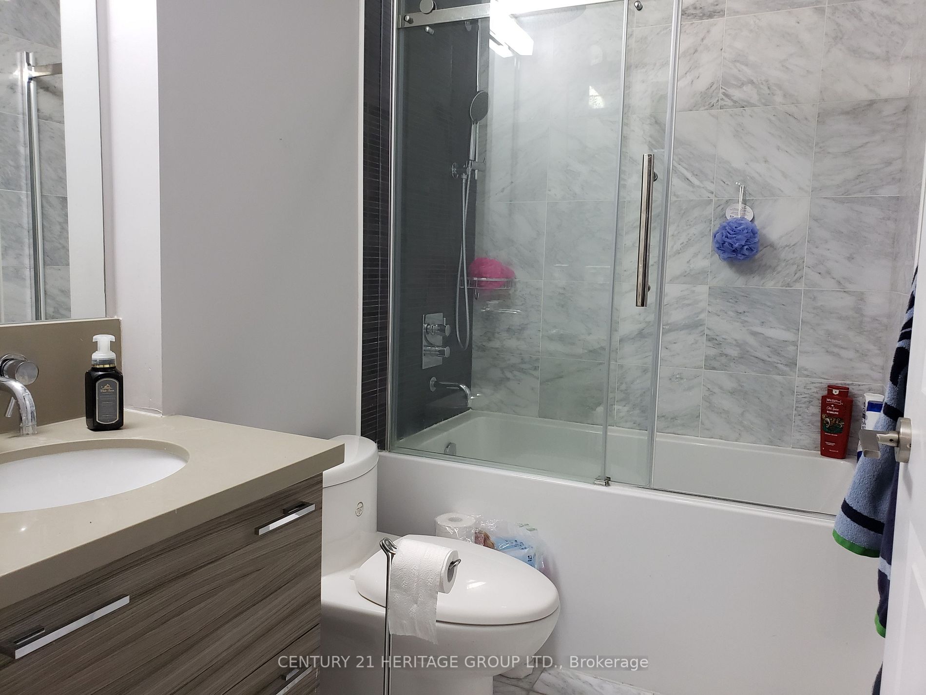 33 Shore Breeze Dr, #2709