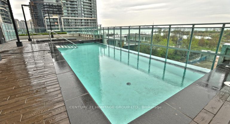 33 Shore Breeze Dr, #2709