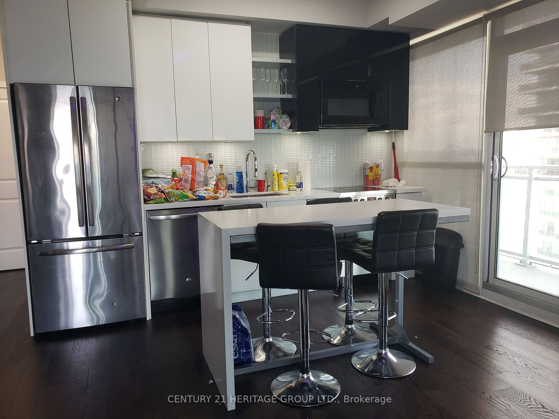 33 Shore Breeze Dr, #2709