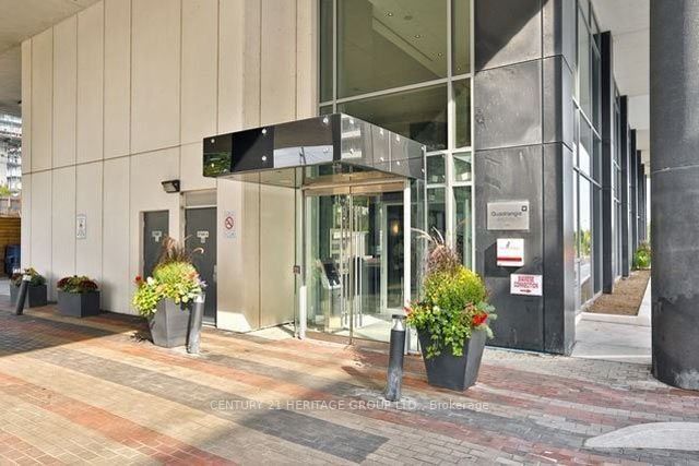 33 Shore Breeze Dr, #2709