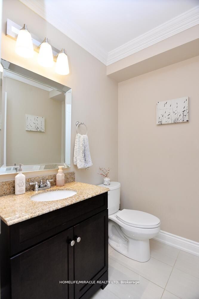 59 Earl Grey Cres