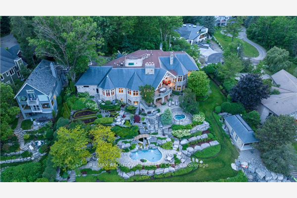 872 Whittier Cres, Mississauga
