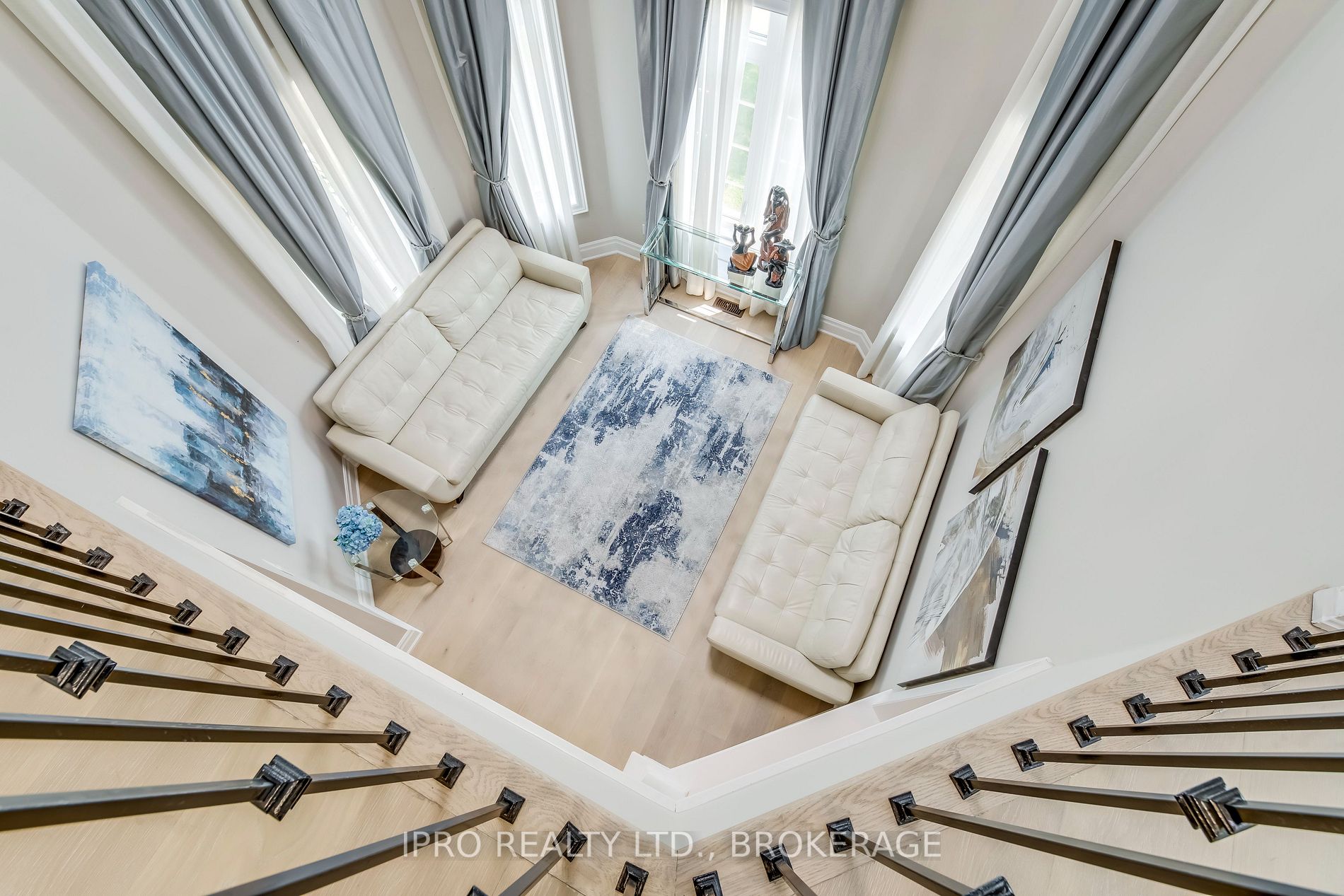 20 Falkland Rd N