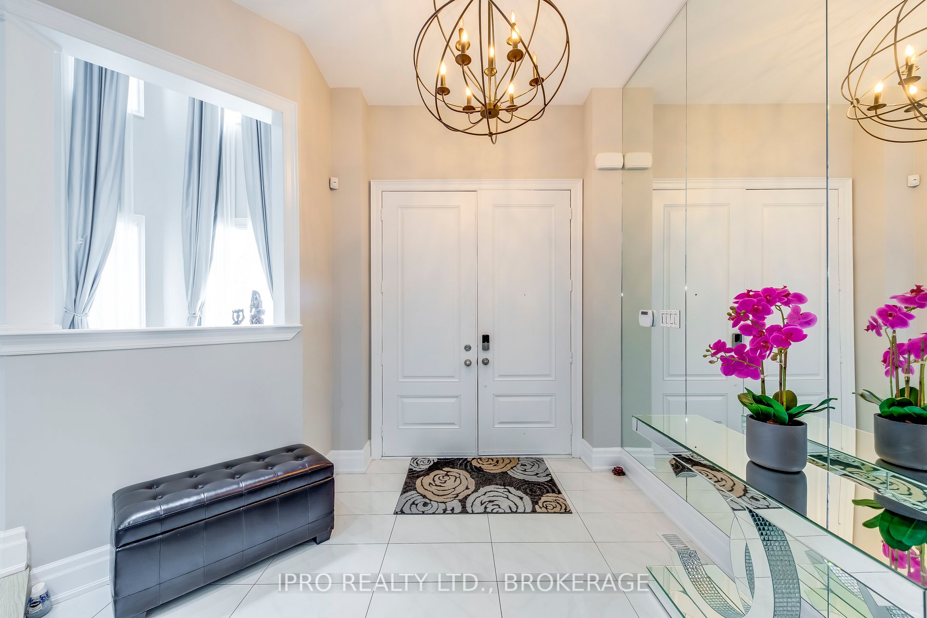 20 Falkland Rd N
