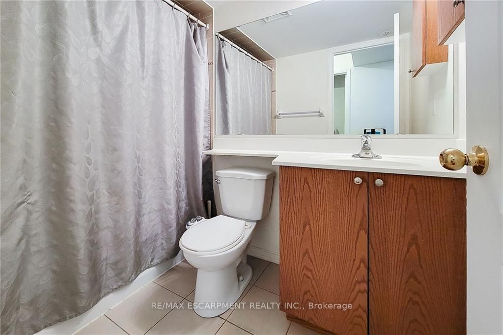 19 Hays Boulevard, #27