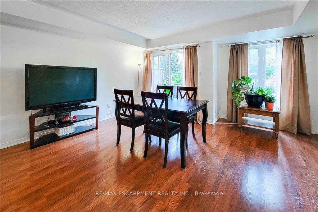 19 Hays Boulevard, #27