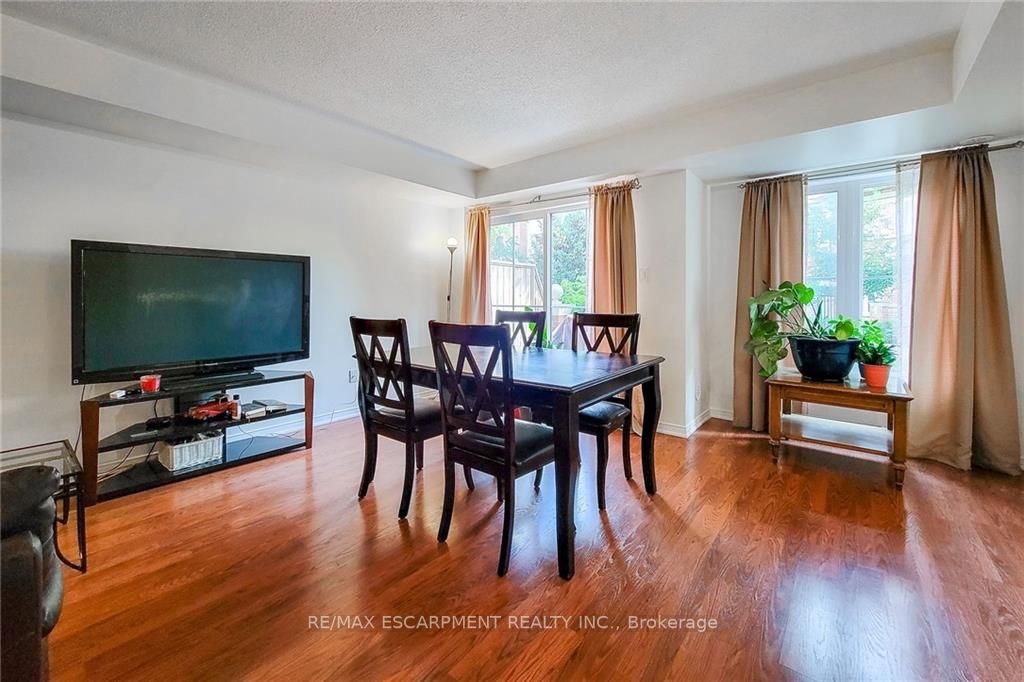 19 Hays Boulevard, #27