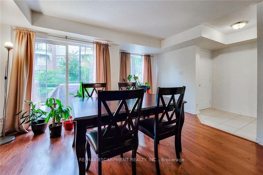 19 Hays Boulevard, #27