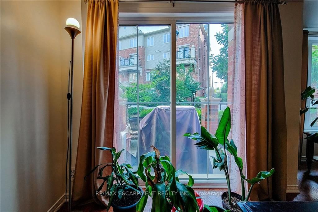 19 Hays Boulevard, #27